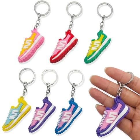 KOQAIIZ 12 Lot Porte Clef, Porte Clé Basket Sneaker, Cadeau Porte Clef Pendentif de chaussure Ornements de sac