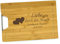 Saphir Design Holzbrett mit Gravur Liebe geht durch den Magen Schneidebrett personalisiert Name Holz 33x23x1,8 cm | Küchenbrett Name personalisiert Geschenk Kochen | Bambus Brett graviert (KSB-09)