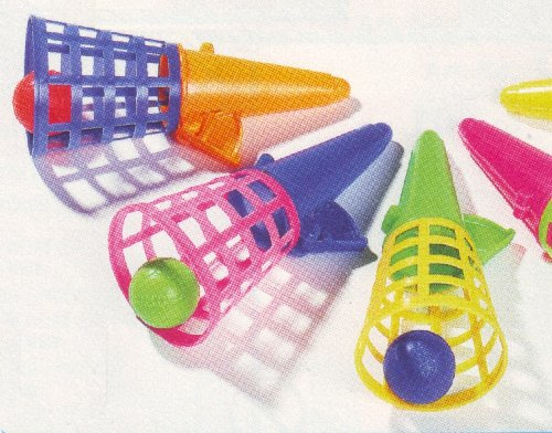 Goki PE031 Pop 'n Catch Plastic Game
