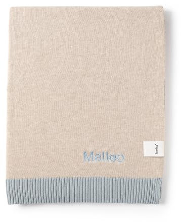personalisierbare Babydecke mit Namen (Farbe & Stickerei wählbar) - Strickdecke für Babys - 104x83cm - 100% Baumwolle - Groß, kuschelig & atmungsaktiv - Geschenk zur Geburt