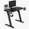 SENSE7 Scrivania Nomad Cybernetic, tavolo gaming 120x60 con gancio per cuffie, porta bevande, supporto controller e superficie in fibra di carbonio, Ergonomico e ideale per il gaming