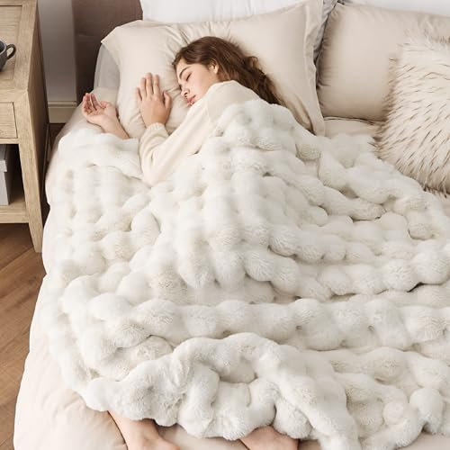 BEDSURE Kuscheldecke Kaninchen Flauschig, Dicke Und Warme Sofadecke Für Den Winter, Kunstfelldecke, Wohn- & Kuscheldecken, Plüsch Blanket Für Couch Und Bett, Sofaüberwurf Decke, Weiß, 130 X 170 cm