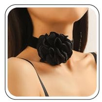 TseenYi Black Flower Rose Choker Necklace Vintage Big Flower Velvet Necklace Large Flower Choker Necklace Black Velvet Suede Collar Necklace Jewelry for Women and Girls Gifts