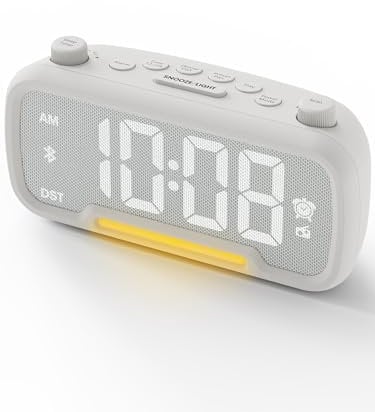ROCAM Wecker Digital mit Bluetooth Lautsprecher, Radiowecker für das Schlafzimmer Digital Uhr Tischuhr Netzbetrieb/Dimmbar/Nachtlicht/USB/Typ-C/DST/Nap Timer/Batterie-Backup Küchenradio