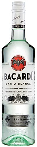 BACARDÍ Carta Blanca Ron Blanco Superior, 37,5 % ALC., 70 cl / 700 ml, Ron Caribeño Icónico, Perfecto para Cócteles