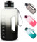 GEMFUL Gourde 2,2l Grande Sport avec poignée Bouteille deau Motivantes pour Rester Hydraté Sans BPA Étanche Pour le Gym Bureau lécole Fitness