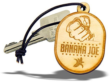 Original Banana Joe Schlüsselanhänger aus Natur-Holz Birke im Vintage-Style mit Gravur inkl. Echtleder-Band #1002b