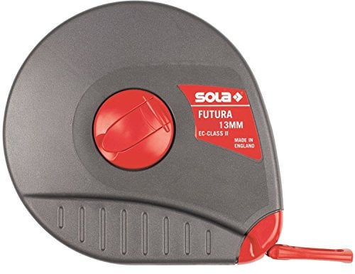 SOLA FUTURA - Maßband Glasfaser 30m / 13mm - gelb mit mm Skala - Genauigkeitsklasse II - Bandmaß mit Multifunktions-Endhaken - Metermaß Länge - 10m, 20m, 30m