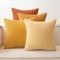 EMEMA Kordsamt Kissenbezug 4er Set Dekokissen Granulat Sofakissen Dekorative Kissenbezüge Couchkissen Kissenhülle Weich Kissen Bezug Zierkissen für Sofa Couch Wohnzimmer 50x50 cm Orange Serie