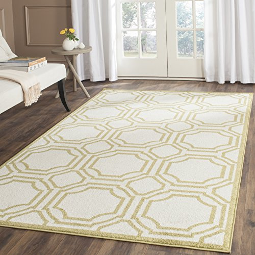 SAFAVIEH Amherst Collection Accent Rug - 4' x 6', Ivory & Light Green, Geometric Design, Non-Shedding & Easy Care, Ideal for High Traffic Areas in Entryway, Living Room, Bedroom (AMT411A)