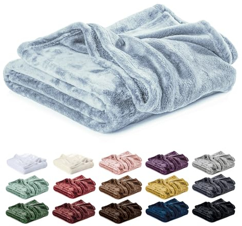 Lavea® Kuscheldecke 130x150 cm - Winterblau | Mikrofaser – Flauschige Fleecedecke für Sofa und Bett, weiche Decke, pflegeleicht, Sofadecke, Tagesdecke oder Wolldecke