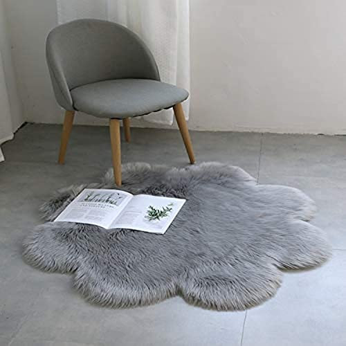 QINGLOU Faux Lammfell Schaffell Teppich (45 x 45 cm) Wohnzimmer Schlafzimmer Kinderzimmer/Als Faux Bett-Vorleger oder Matte für Stuhl Sofa (Grau, 45 x 45cm)