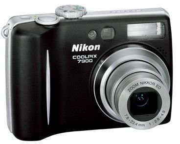 Nikon Coolpix 7900 Digitalkamera (7 Megapixel) in schwarz