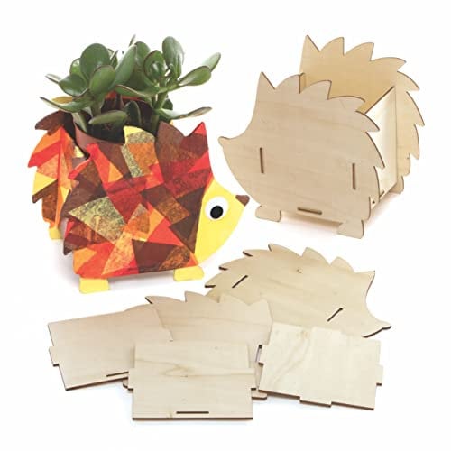 Baker Ross FE646 Hedgehog Wooden Flowerpot Craft Kits - Pack of 3, Make Your Own Flower Pot, Planting Pots for Children to Decorate, Creative Autumn Activities for Kids