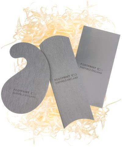 High Carbon Steel Cabinet Scrapers - Set of 3. By Footprint Tools. A Rectangular, Gooseneck and Curved Card Scraper. Shaped for Scraping Wood. Alternative to Sandpaper. Paint, Oil and Varnish Remover.