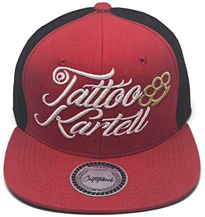 Outfitfabrik ♥ Snapback Cap Tattoo Kartell in rot/schwarz mit 3D Stick in weiß, Schirm-Unterseite mit Motiv