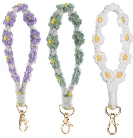 Puedno 3 Stück Boho Schlüsselanhänger, Gänseblümchen Makramee Keychain, Handgefertigtes Makramee Armband, Aesthetic Lanyard Schlüsselanhänger (Grün+Lila+Weiß)