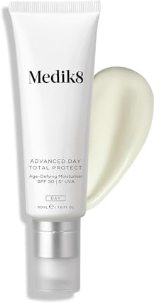 Medik8 Advanced Day Total Protect LSF 30 Feuchtigkeitscreme für das Gesicht - Feuchtigkeitsspendender & nicht fettender UVA-Schutz - Leichter Sonnenschutz & Feuchtigkeitscreme - 50ml