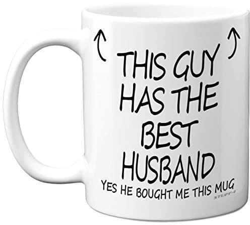 Stuff4 Tasse mit Aufschrift This Guy Has The Best Husband, Geschenk für Ehemann, 325 ml, spülmaschinenfest, LGBT Gay-Geschenke für Geburtstag, Weihnachten, Premium-Tasse, hergestellt in