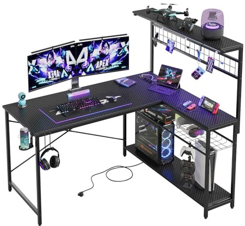Bestier Scrivania Gaming – Scrivania Angolare a Forma di L 130 cm Reversibile con Prese di Corrente, Luci LED, 4 Ripiani, Gancio e Portabicchieri – Ideale per Ufficio e Gaming