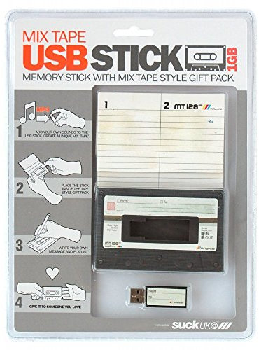SUCK UK USB-Speicherstick im Retro-Mixtape-Design, Mac- und PC-kompatibel, verschiedene Designs, silberfarben