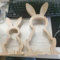 2 Stück Osterdeko Hasen mit LED Lichter/Timing-Funktion, Osterhase aus Holz Stehend, Ostern Deko Hasen Figuren aus Holz, LED Osterhasen Deko Figuren, Oster Deko Hase für Frühlingsdeko (Holzfarbe)