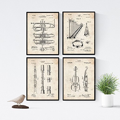 Nacnic 4 Poster Pack mit Orchester Instrumenten Patenten. Posterset mit Erfindungen und alten Werkzeugen. Bilder von Trompete, Harfe, Violine und Klarinette. A4 ohne Rahmen.