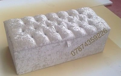 mm08enn BEAUTIFUL NEW MEDIUM CHESTERFIELD OTTOMAN,STORAGE BOX AND FOOTSTOOL IN CRUSHED VELVET (CHAMPAGNE)