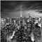 Wallario Sticker/Aufkleber für Kühlschrank/Geschirrspüler/Küchenschränke, Selbstklebende Folie - 60 x 60 cm, Motiv: New York bei Nacht - Panoramablick über die Stadt - schwarzweiß