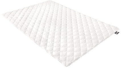 Traumnacht Bamboo Sommersteppdecke mit Bambusfasern, hypoallergenes, antibakterielle Sommerdecke 155x220 cm, Öko-Tex Zertifiziert, produziert nach deutschem Qualitätsstandard