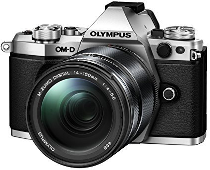Olympus OM-D E-M5 Mark II Kit, Fotocamera di Sistema Micro Quattro Terzi (16,1 MP, Stabilizzatore d'Immagine a 5 Assi, Mirino Elettronico) e Obiettivo M.Zuiko Digital ED 14-150mm F4-5.6 Zoom, Argento