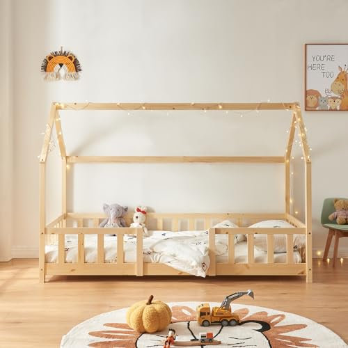 [en.casa] Kinderbett Sisimiut mit Matratze 90 x 200 cm Hausbett Montessori mit Rausfallschutz Holzbett für Kinder Bodenbett Lattenrost Kiefernholz Holzfarben