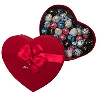 CUORE , confezione con elegante scatola REGALO da 500 GR, Mix di Baci Perugina , idea perfetta per il tuo S.Valentino