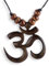 Island Piercings Halskette Amulett Anhänger aus Holz Om Hindhu längenverstellbar N295