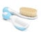 Chicco Ensemble Brosse à Cheveux et Peigne pour Bébé, Brosse à Poils Naturels Doux, Peigne à Bouts Arrondis, Manche Antidérapant, Cadeau de Naissance - Essentiels pour Nouveau-né 0plus Mois, Bleu