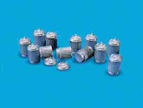 MODEL SCENE DUSTBINS 00 5083