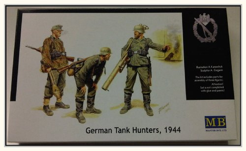 Masterbox 1:35 Scale German Tank Hunters 1944 Figure
