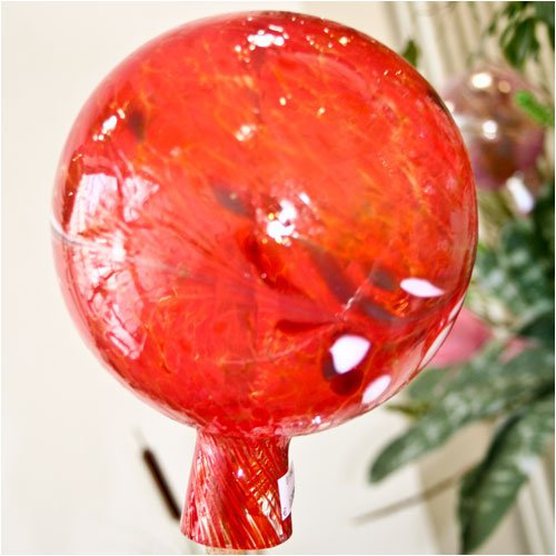 Gartenkugel aus Glas, Rot