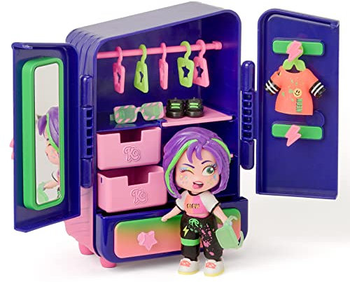Robin’s Wardrobe – Wardrobe with more than 18 fashion accessories and exclusive doll with 3 funny expressions. Includes 2 outfits, accessories and shoes, hangers, drawers and 3 stickers