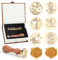 Wachssiegel Stempel Set, 6PC Klassische Wachs Siegel Stempel Messingköpfe mit 1 Holzgriff, Vintage Wax Seal Stamp Kit für Karten Umschlag Postkarte Etikett Hochzeit Einladung