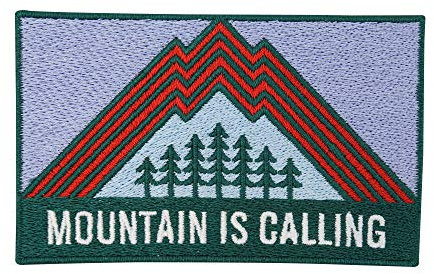 Finally Home Adventure Collection: Mountain is Calling Berge mit Bäumen Patch zum Aufbügeln | Wandern Outdoor Patches, Bügelflicken, Flicken, Aufnäher auch geeignet für Rucksäcke