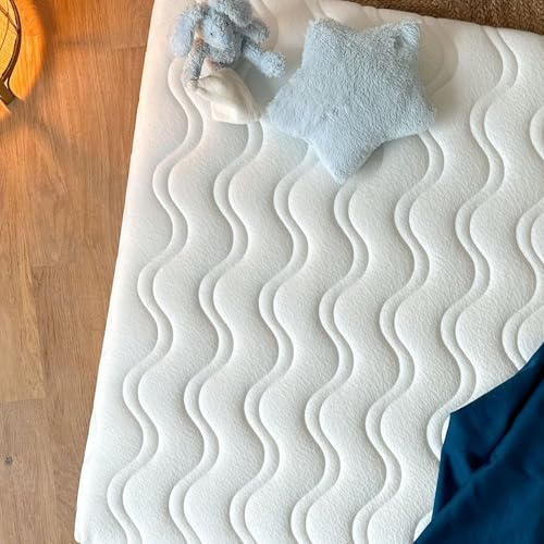 Kadolis - COCOLEGEND® Laufgittermatratze - 95x75x5 cm - Herz 100% natürlich Cocolatex - Baby Laufgittermatratze - Abnehmbarer, waschbarer Bezug - Oeko-TEX®.