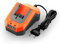Fuxtec Caricabatterie rapido 2,4A 70W E1LG2A Caricatore per batterie 20V da 2Ah e 4Ah Adatto a Tutti Gli Attrezzi da Giardino 20V, Tensione di Carica 20,9V