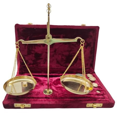 Vintage Old Traditional Weight showpiece Brass Weighing Scale Balance Justice Law Scale Decoration Nautical Apothecary Scale Small Weight Scale Home Decor