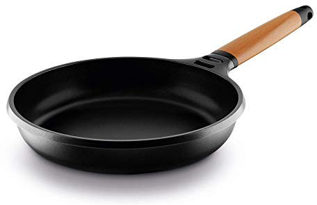 CASTEY - Sartén de Inducción Castey, Modelo 5-I28, Tamaño 28 cm, Aluminio y Mango de Madera de Cedro, Revestimiento Antiadherente, sin PFOA, Base Full Induction, Apta para Todas las Cocinas