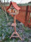 Mangeoire pour oiseaux, avec nichoir et support en bois - Mangeoire pour oiseaux sauvages - À poser dans le jardin ou sur le balcon - 6 couleurs (naturel + palissandre + acajou)