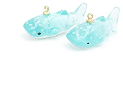 Anhänger als Walhai aus Resin in türkis 2 Stück von Vintageparts zum Schmuck selber Machen