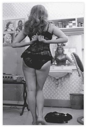 FrySky Schauspieler Sophia Loren Poster 6 Leinwand Poster Schlafzimmer Dekor Sport Landschaft Büro Zimmer Dekor Geschenk ungerahmt 30 x 45 cm