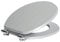 Harbour Housewares Toilettensitz mit Absenkautomatik - Grau - 1 Stück - ovaler Toilettensitz aus Holz, antibakterieller Toilettensitz mit universellen Chromscharnieren, Befestigungen und Beschlägen