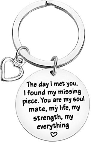 Anniversary Keyring Gifts for Boyfriend Fiance Husband The Day I Met You I Found My Missing Piece Keyring Christmas Birthday Gifts Valentines Day Gifts for Him